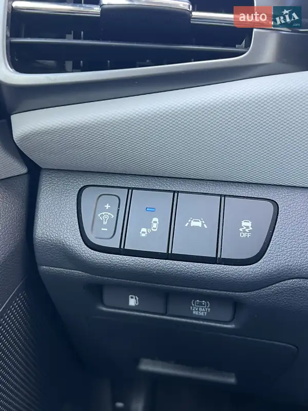 Hyundai Ioniq 2019 VIN KMHC85LC8LU197209 фото оголошення 28 з 83