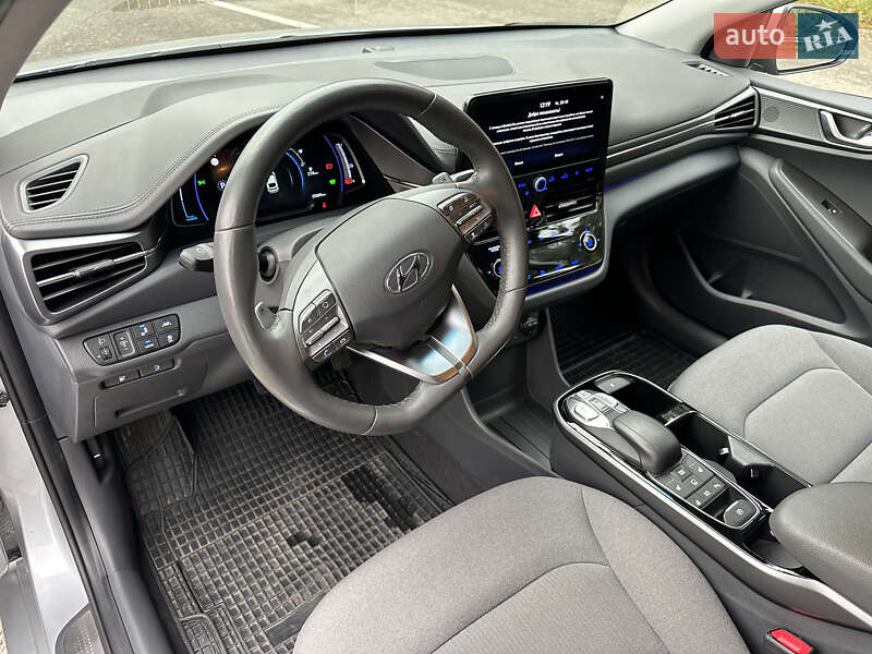 Лифтбек Hyundai Ioniq 2019 в Ковеле фото 53 Лифтбек Hyundai Ioniq 2019 в Ковеле