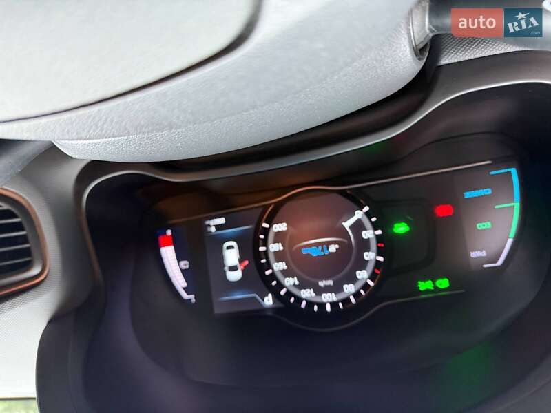 Лифтбек Hyundai Ioniq 2019 в Нежине фото 12 Лифтбек Hyundai Ioniq 2019 в Нежине