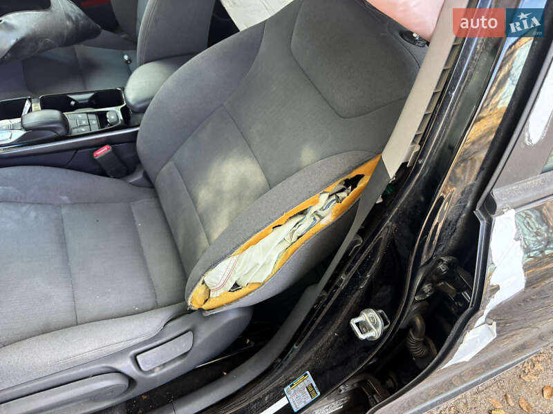 Лифтбек Hyundai Ioniq 2020 в Запорожье фото 18 Лифтбек Hyundai Ioniq 2020 в Запорожье