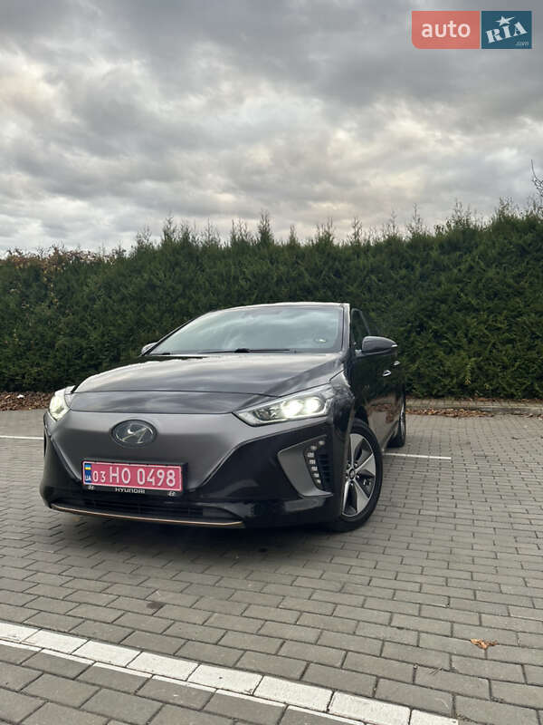 Хэтчбек Hyundai Ioniq 2017 в Луцке фото 31 Хэтчбек Hyundai Ioniq 2017 в Луцке