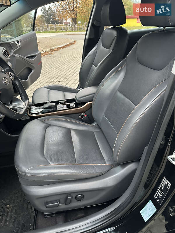 Хэтчбек Hyundai Ioniq 2017 в Луцке фото 69 Хэтчбек Hyundai Ioniq 2017 в Луцке