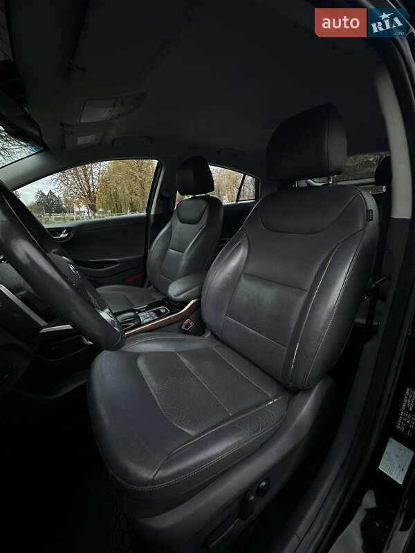 Хэтчбек Hyundai Ioniq 2017 в Луцке фото 86 Хэтчбек Hyundai Ioniq 2017 в Луцке