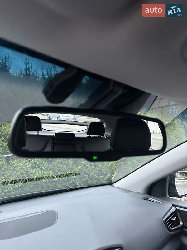 Хэтчбек Hyundai Ioniq 2017 в Луцке фото 90 Хэтчбек Hyundai Ioniq 2017 в Луцке