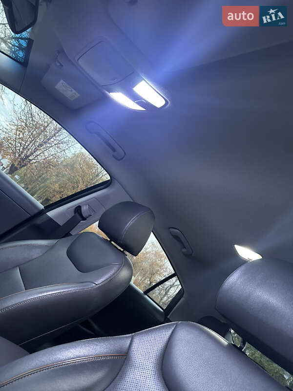 Хэтчбек Hyundai Ioniq 2017 в Луцке фото 95 Хэтчбек Hyundai Ioniq 2017 в Луцке