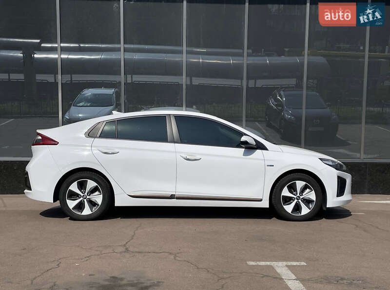 Хетчбек Hyundai Ioniq 2019 в Києві фото 9 Хетчбек Hyundai Ioniq 2019 в Києві