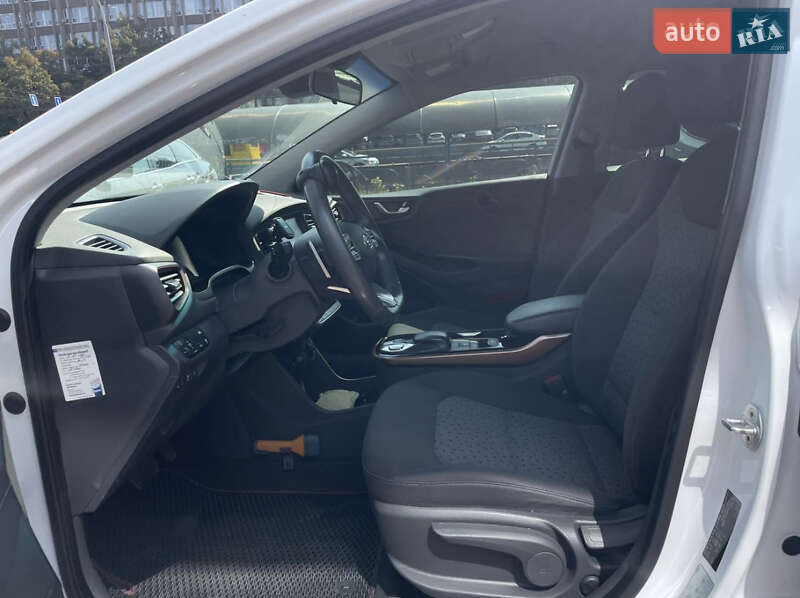 Хетчбек Hyundai Ioniq 2019 в Києві фото 14 Хетчбек Hyundai Ioniq 2019 в Києві