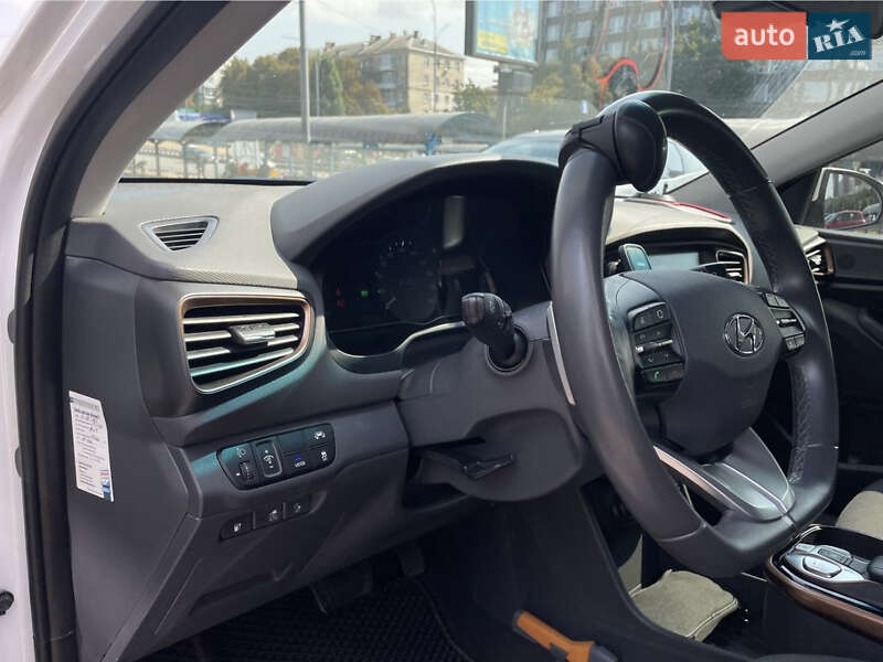 Хетчбек Hyundai Ioniq 2019 в Києві фото 21 Хетчбек Hyundai Ioniq 2019 в Києві