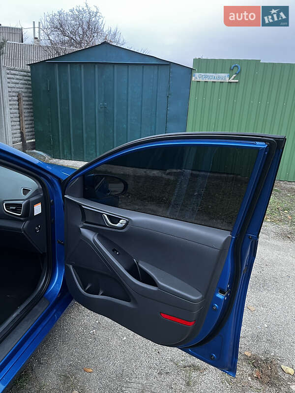 Хэтчбек Hyundai Ioniq 2017 в Запорожье фото 8 Хэтчбек Hyundai Ioniq 2017 в Запорожье