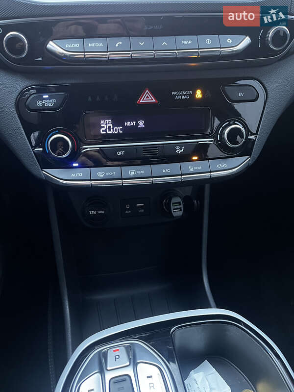 Хэтчбек Hyundai Ioniq 2017 в Запорожье фото 24 Хэтчбек Hyundai Ioniq 2017 в Запорожье