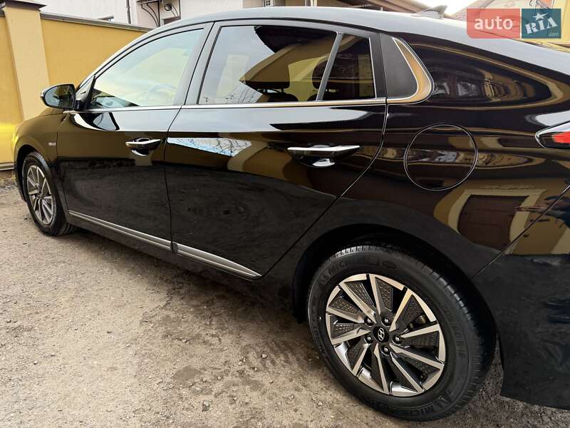 Лифтбек Hyundai Ioniq 2020 в Львове фото 41 Лифтбек Hyundai Ioniq 2020 в Львове