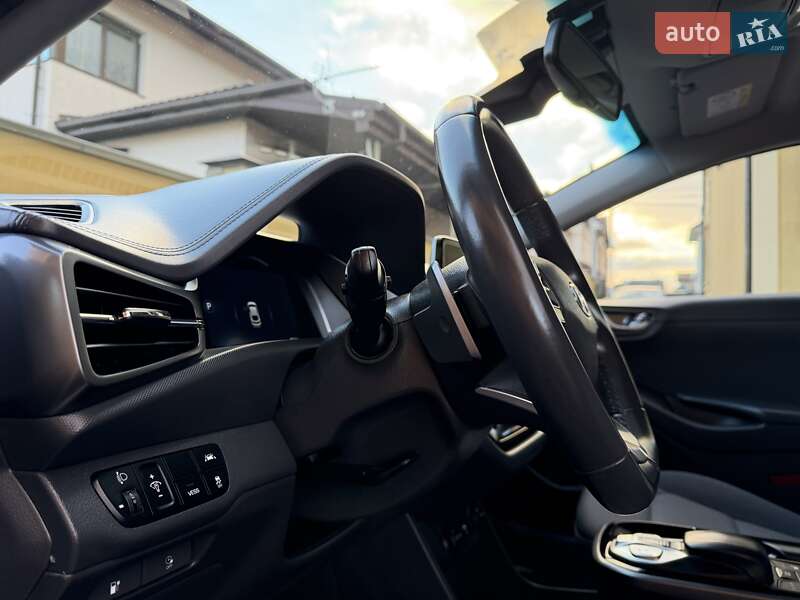 Лифтбек Hyundai Ioniq 2020 в Львове фото 58 Лифтбек Hyundai Ioniq 2020 в Львове