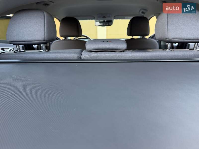 Лифтбек Hyundai Ioniq 2020 в Львове фото 69 Лифтбек Hyundai Ioniq 2020 в Львове