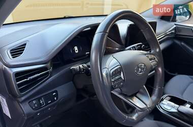 Лифтбек Hyundai Ioniq 2020 в Львове