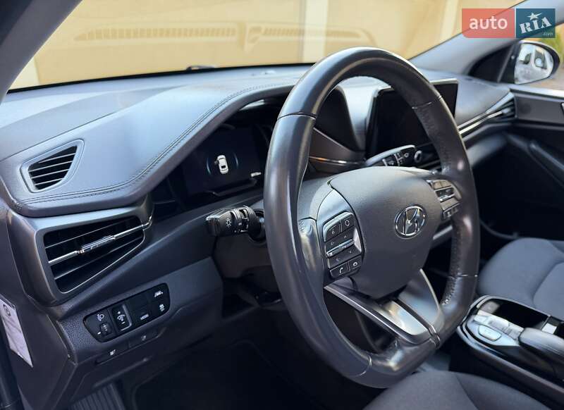 Лифтбек Hyundai Ioniq 2020 в Львове фото 81 Лифтбек Hyundai Ioniq 2020 в Львове