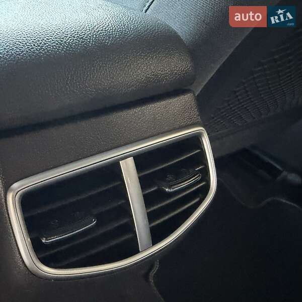 Лифтбек Hyundai Ioniq 2020 в Львове фото 120 Лифтбек Hyundai Ioniq 2020 в Львове