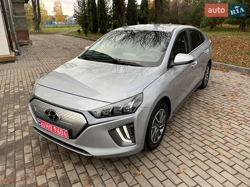 Лифтбек Hyundai Ioniq 2020 в Луцке