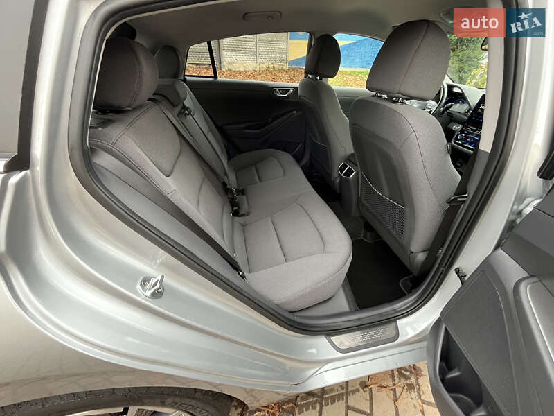 Лифтбек Hyundai Ioniq 2020 в Луцке