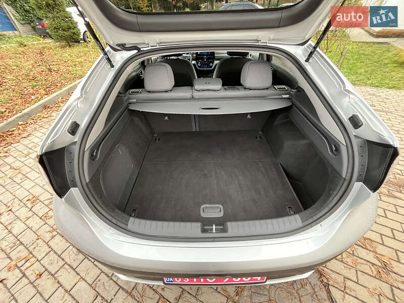 Лифтбек Hyundai Ioniq 2020 в Луцке