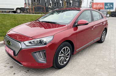 Лифтбек Hyundai Ioniq 2022 в Кропивницком