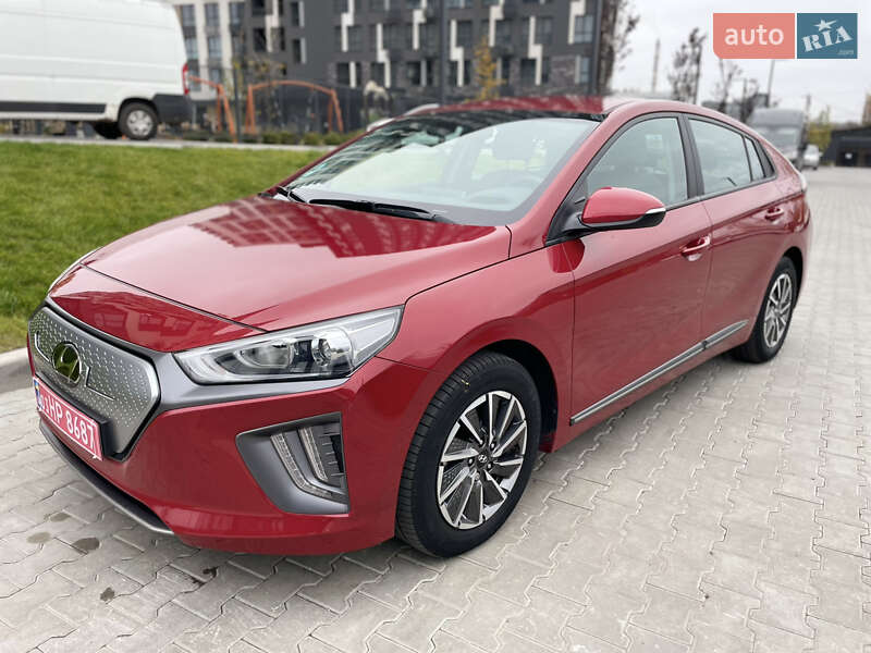 Лифтбек Hyundai Ioniq 2022 в Кропивницком фото 3 Лифтбек Hyundai Ioniq 2022 в Кропивницком