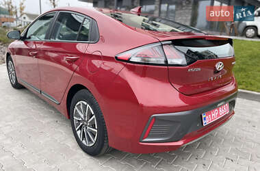 Лифтбек Hyundai Ioniq 2022 в Кропивницком