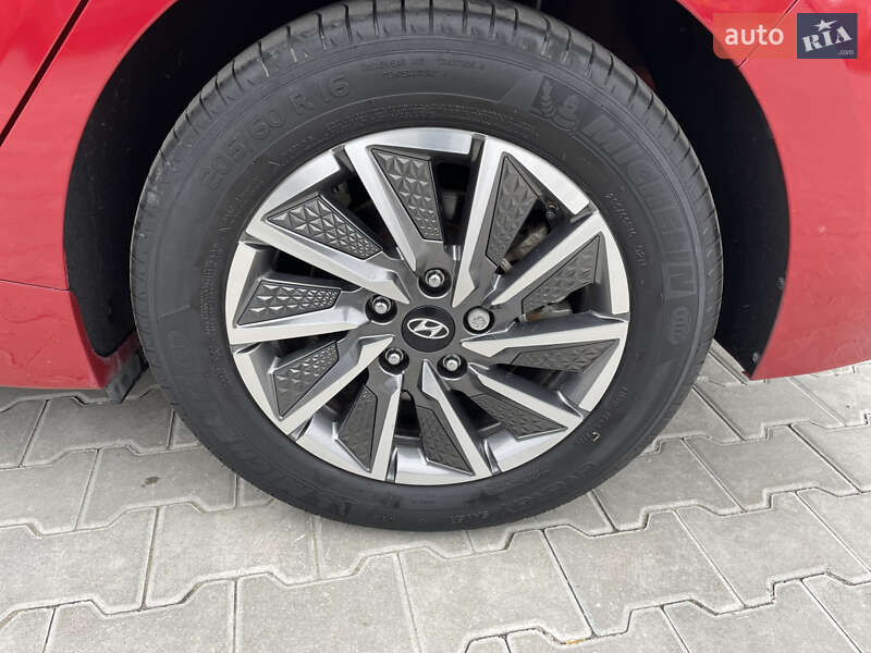 Лифтбек Hyundai Ioniq 2022 в Кропивницком фото 12 Лифтбек Hyundai Ioniq 2022 в Кропивницком