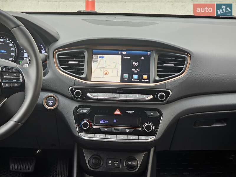 Лифтбек Hyundai Ioniq 2019 в Киеве