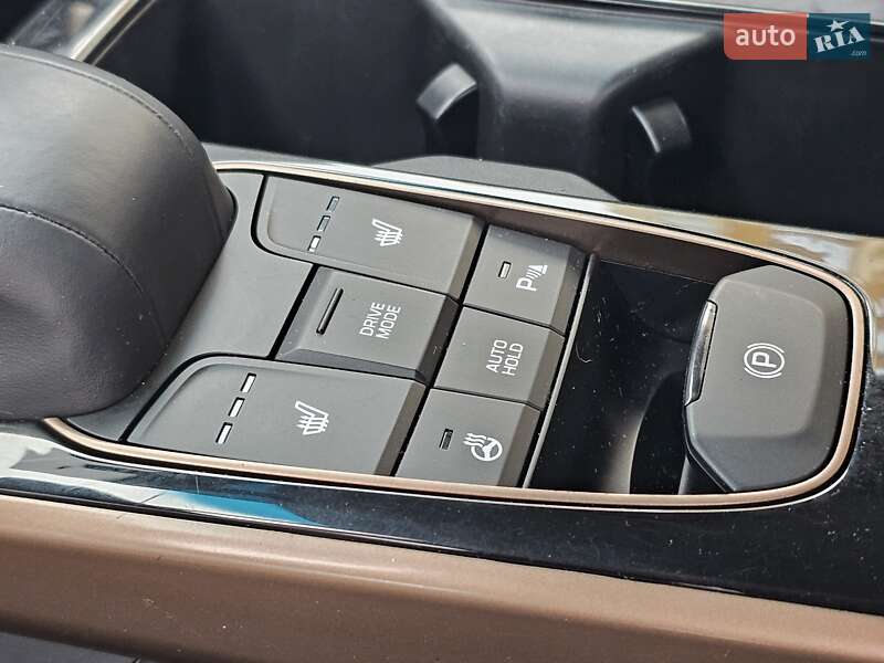 Лифтбек Hyundai Ioniq 2019 в Киеве