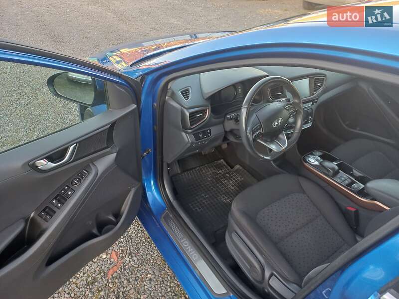 Хетчбек Hyundai Ioniq 2017 в Шептицькому