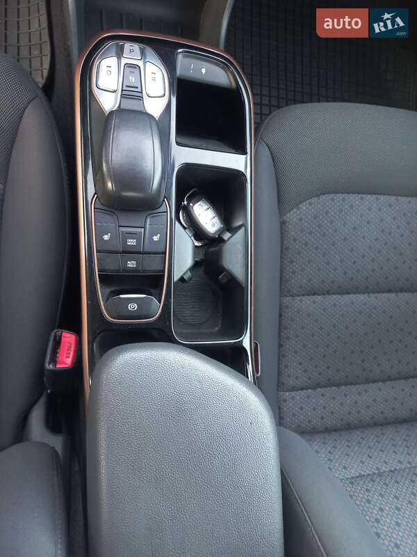 Хетчбек Hyundai Ioniq 2017 в Шептицькому