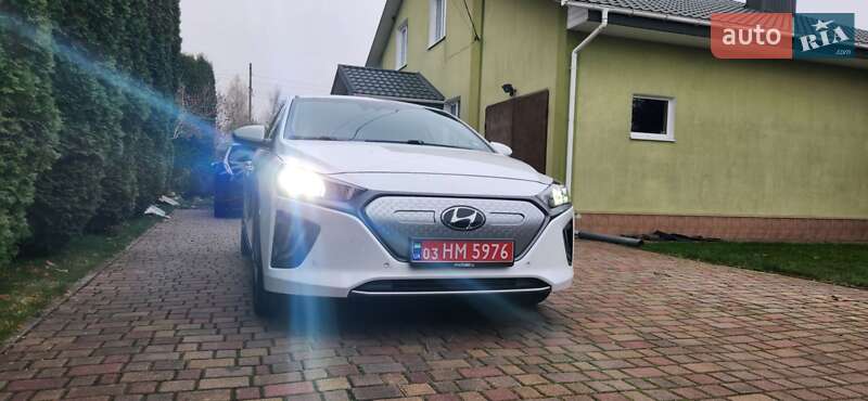 Лифтбек Hyundai Ioniq 2020 в Ровно