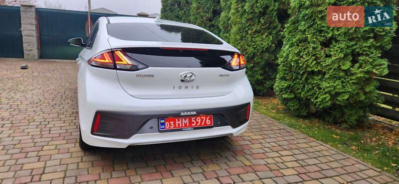 Лифтбек Hyundai Ioniq 2020 в Ровно