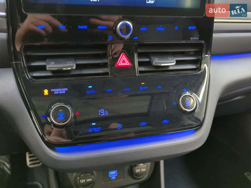 Лифтбек Hyundai Ioniq 2020 в Староконстантинове