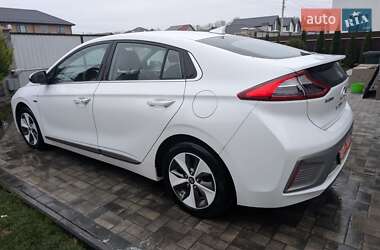 Хетчбек Hyundai Ioniq 2016 в Вінниці