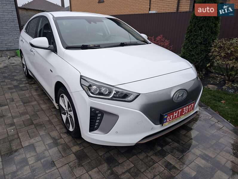 Хэтчбек Hyundai Ioniq 2016 в Виннице фото 11 Хэтчбек Hyundai Ioniq 2016 в Виннице