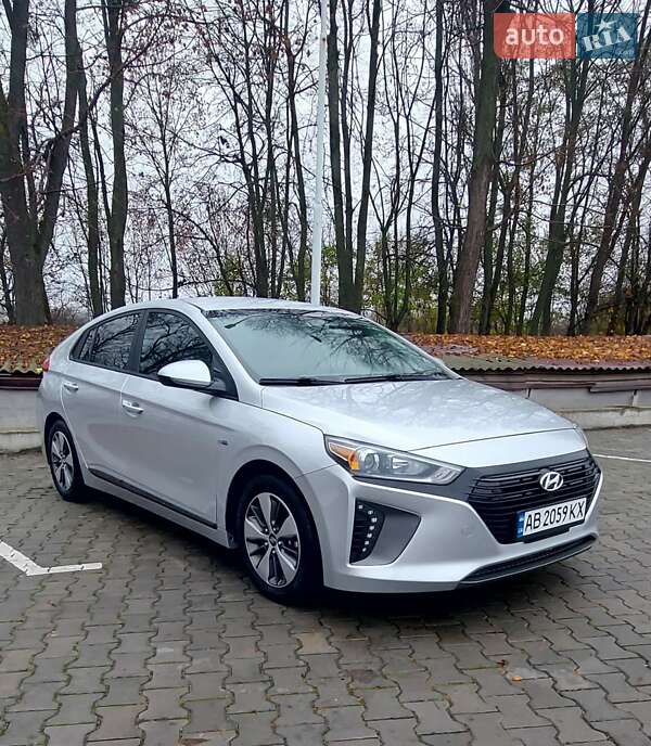 Лифтбек Hyundai Ioniq 2019 в Виннице фото 3 Лифтбек Hyundai Ioniq 2019 в Виннице