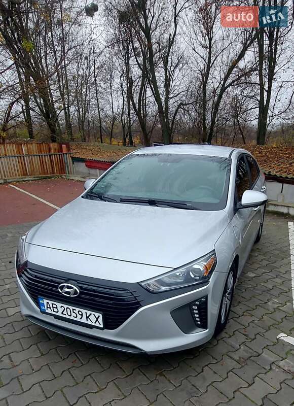 Лифтбек Hyundai Ioniq 2019 в Виннице фото 10 Лифтбек Hyundai Ioniq 2019 в Виннице
