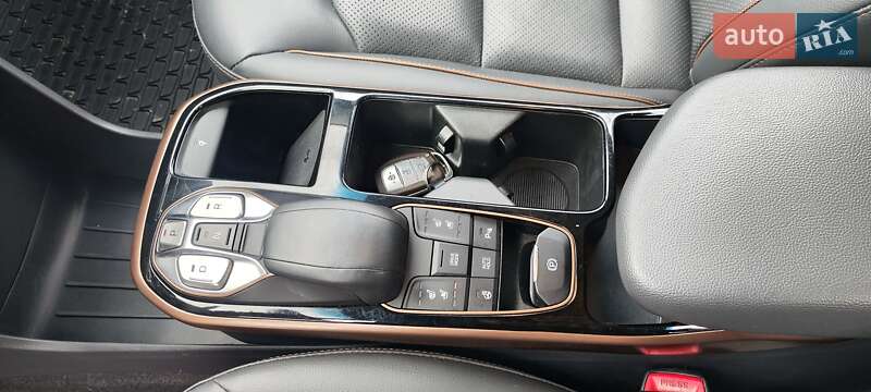 Хэтчбек Hyundai Ioniq 2018 в Городке