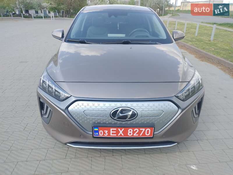 Лифтбек Hyundai Ioniq 2019 в Владимире фото Лифтбек Hyundai Ioniq 2019 в Владимире