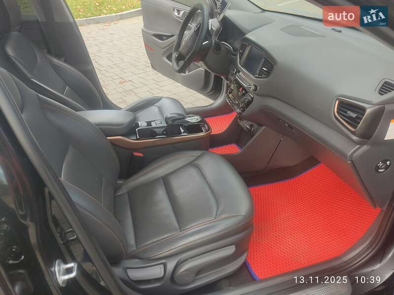 Хэтчбек Hyundai Ioniq 2016 в Львове