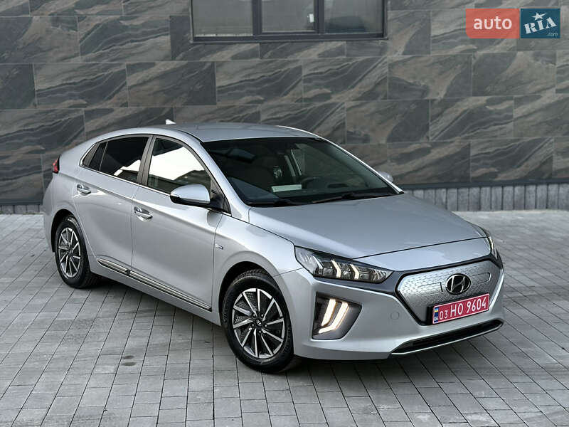 Лифтбек Hyundai Ioniq 2020 в Тернополе фото 3 Лифтбек Hyundai Ioniq 2020 в Тернополе