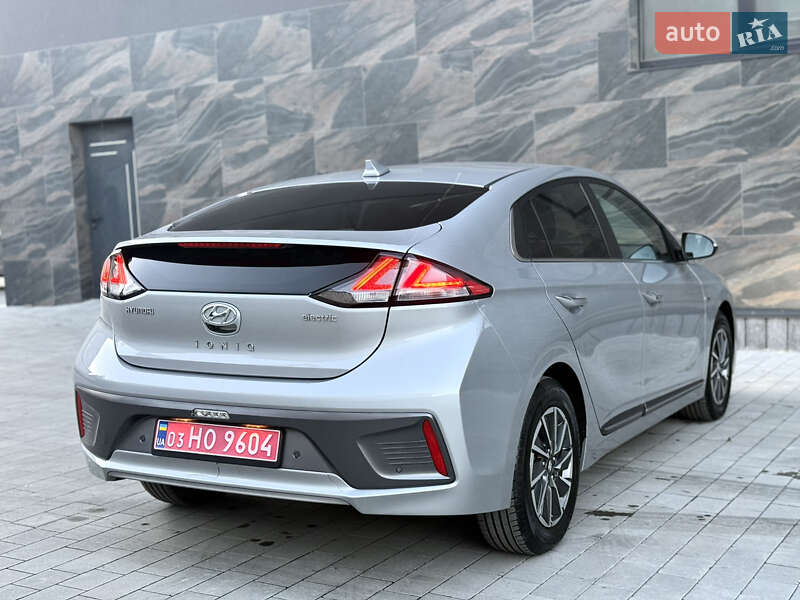 Лифтбек Hyundai Ioniq 2020 в Тернополе фото 28 Лифтбек Hyundai Ioniq 2020 в Тернополе