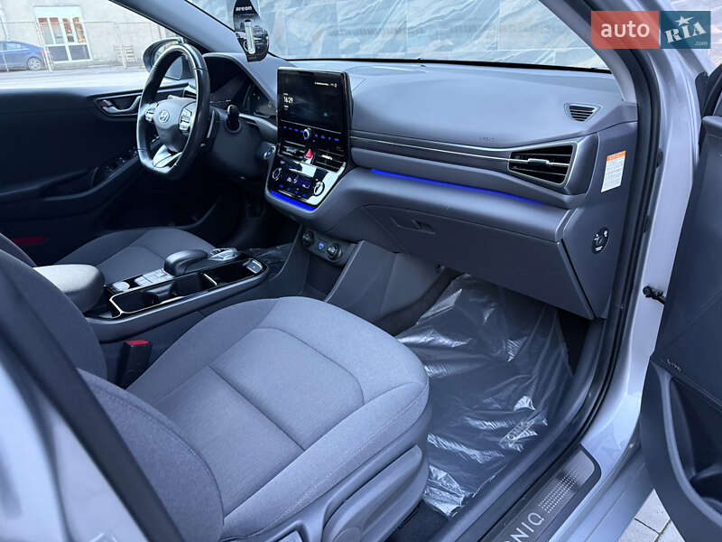 Лифтбек Hyundai Ioniq 2020 в Тернополе фото 43 Лифтбек Hyundai Ioniq 2020 в Тернополе