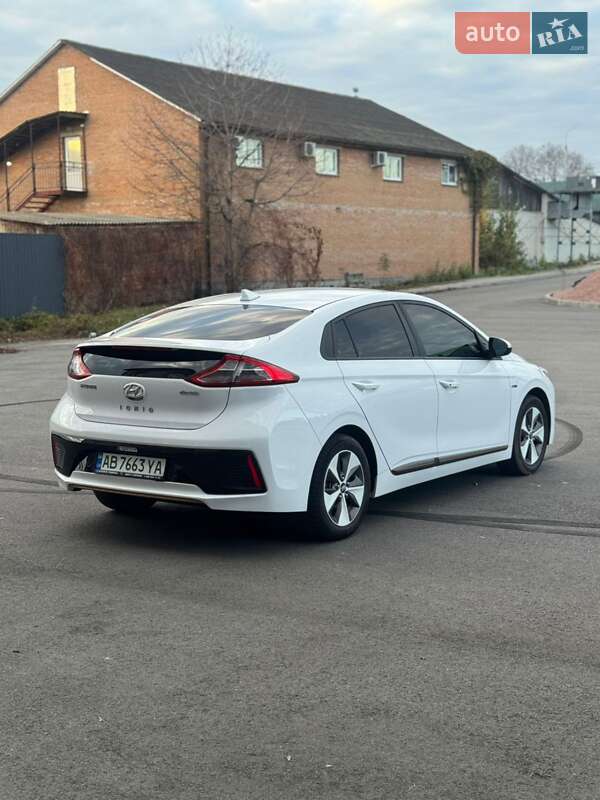 Хетчбек Hyundai Ioniq 2018 в Вінниці