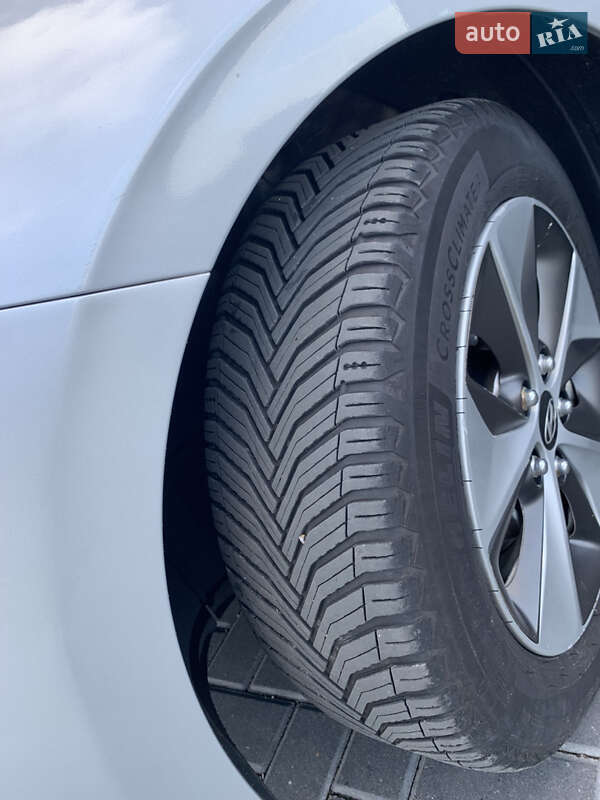 Ліфтбек Hyundai Ioniq 2019 в Кропивницькому фото 7 Ліфтбек Hyundai Ioniq 2019 в Кропивницькому