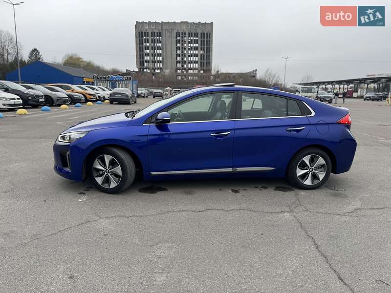 Лифтбек Hyundai Ioniq 2019 в Львове