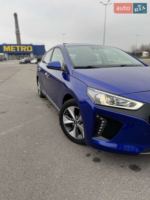 Лифтбек Hyundai Ioniq 2019 в Львове