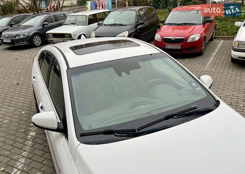 Лифтбек Hyundai Ioniq 2017 в Луцке