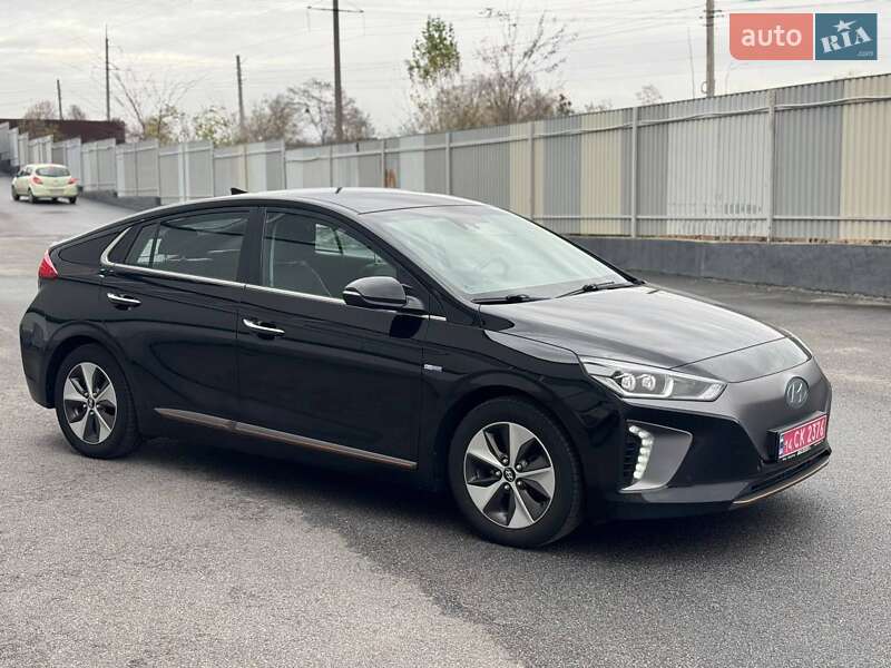 Хетчбек Hyundai Ioniq 2017 в Вінниці фото 8 Хетчбек Hyundai Ioniq 2017 в Вінниці